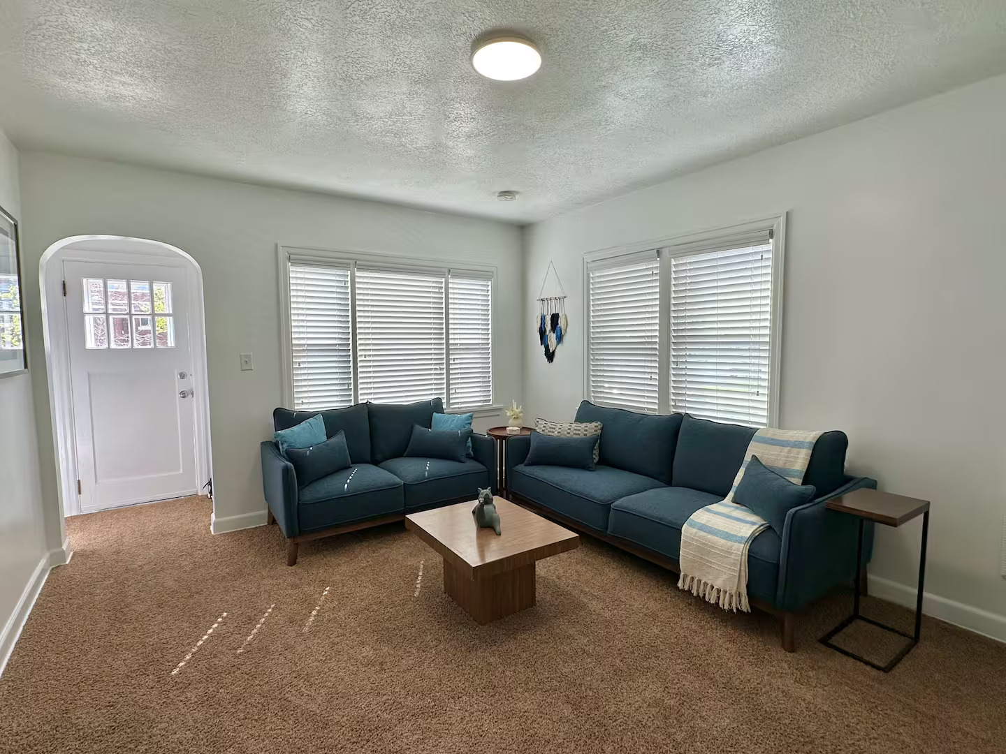 Living Room 4